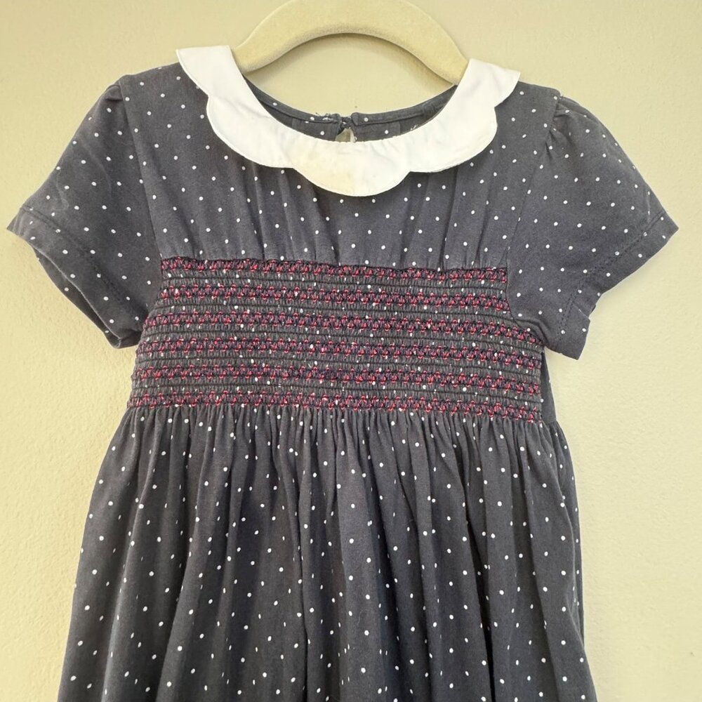 NEXT UK Smocked Polka Dot Dress Girls 4-5 4T 5T Gray Smocking Scalloped Collar - Picture 3 of 6